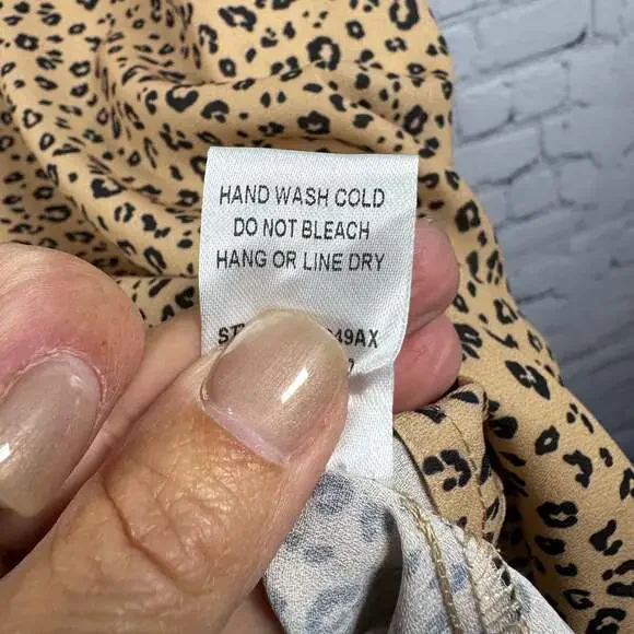 Haptics V-Neck Boho Animal Print Bubble Sleeve Top - Picture 6 of 7